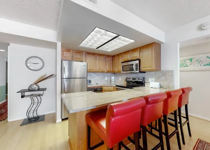 Holiday home Enjoy Ocean & Bay Views From 15th-floor With Pools *
