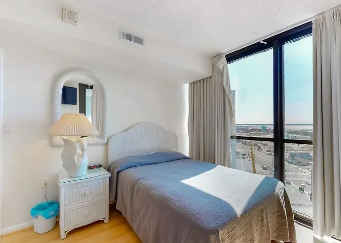 Holiday home Enjoy Ocean & Bay Views From 15th-floor With Pools