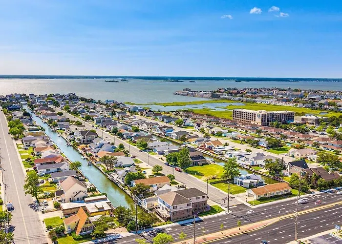 Holiday home Enjoy Ocean & Bay Views From 15th-floor With Pools Ocean City